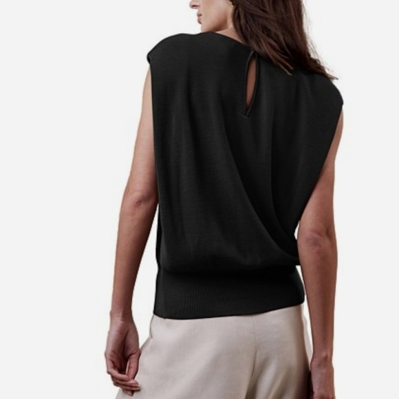 BANANA REPUBLIC Elsa Drape Back Top, size S - Picture 9 of 9